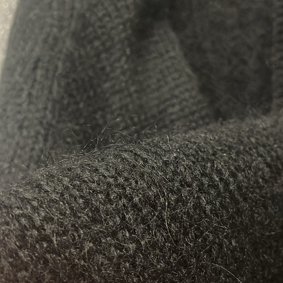 Vintage PREMBROOK LANE mohair and acrylic, black cardigan, size M. - Picture 8 of 9